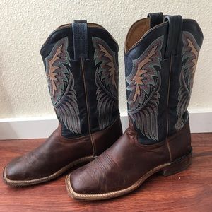 Women’s Tony lama boots